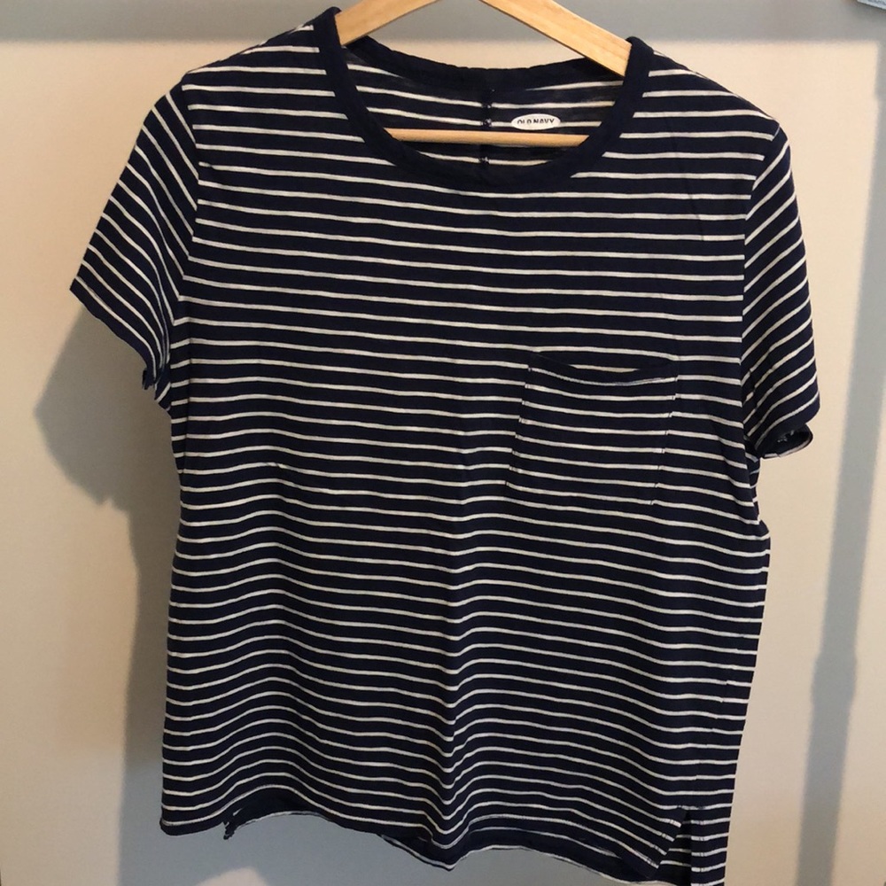 Old Navy Boyfriend T-Shirt w/ Pocket, size S